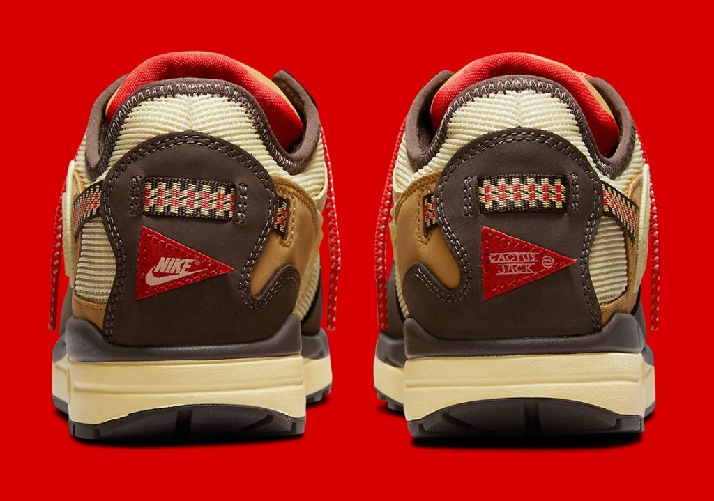 travis-scott-nike-air-max-1-official-images-DO9392-200-5
